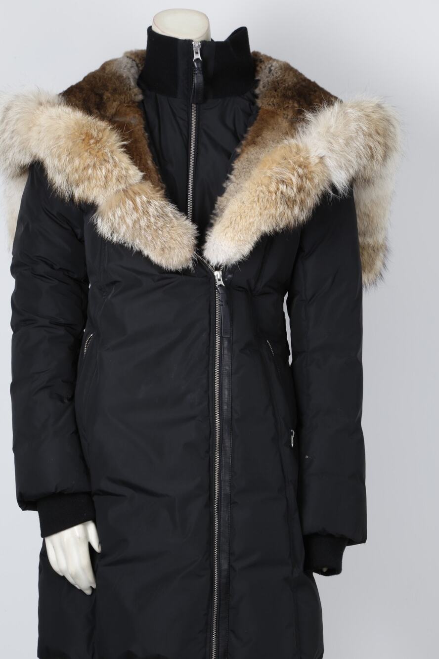 Mackage Black Duck Down Puffer Coat Split Coyote Fur Lined Hood Parka Jacket M